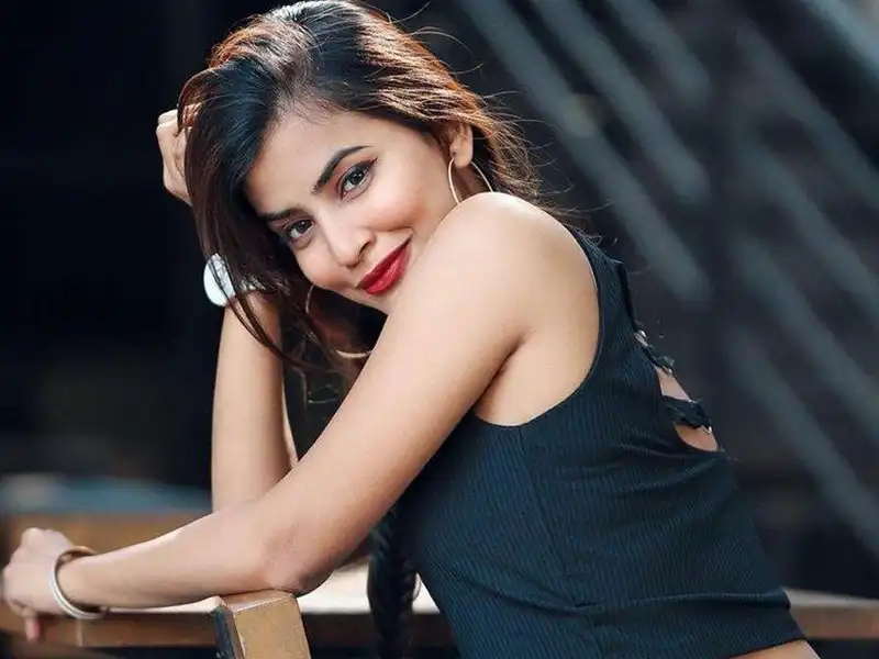 Night Party Call Girls in Allahabad